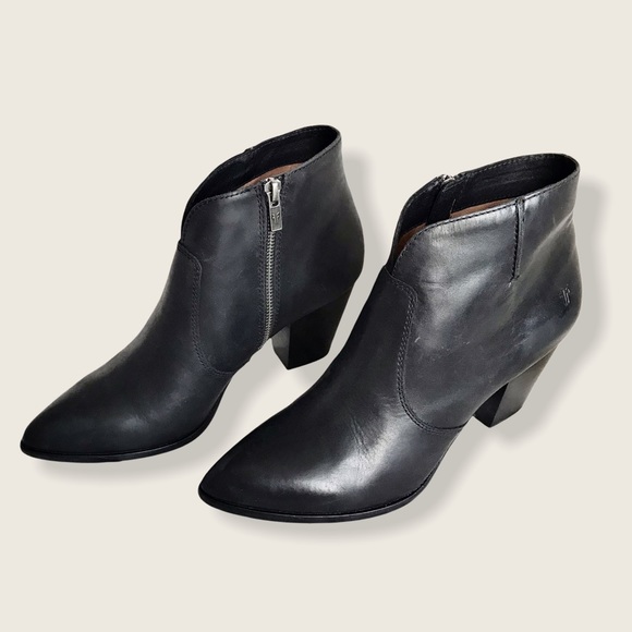 Frye Jennifer Leather Black Casual Ankle Booties - Picture 7 of 14